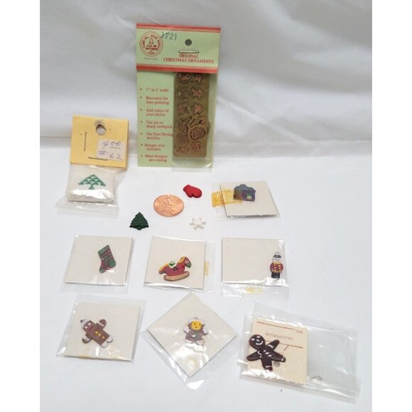 Vintage Lot of 36 Miniature Dollhouse Christmas Decor Figurines Ornaments Trees - Picture 3 of 5